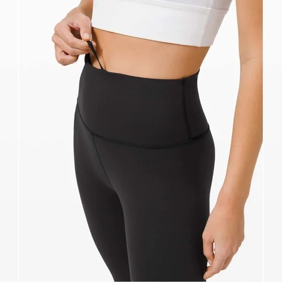 Lululemon Wunder Train High-Rise Crop